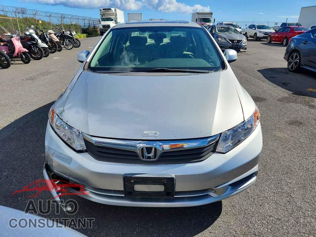 HONDA CIVIC 2012 - 2HGFB2F81CH553836