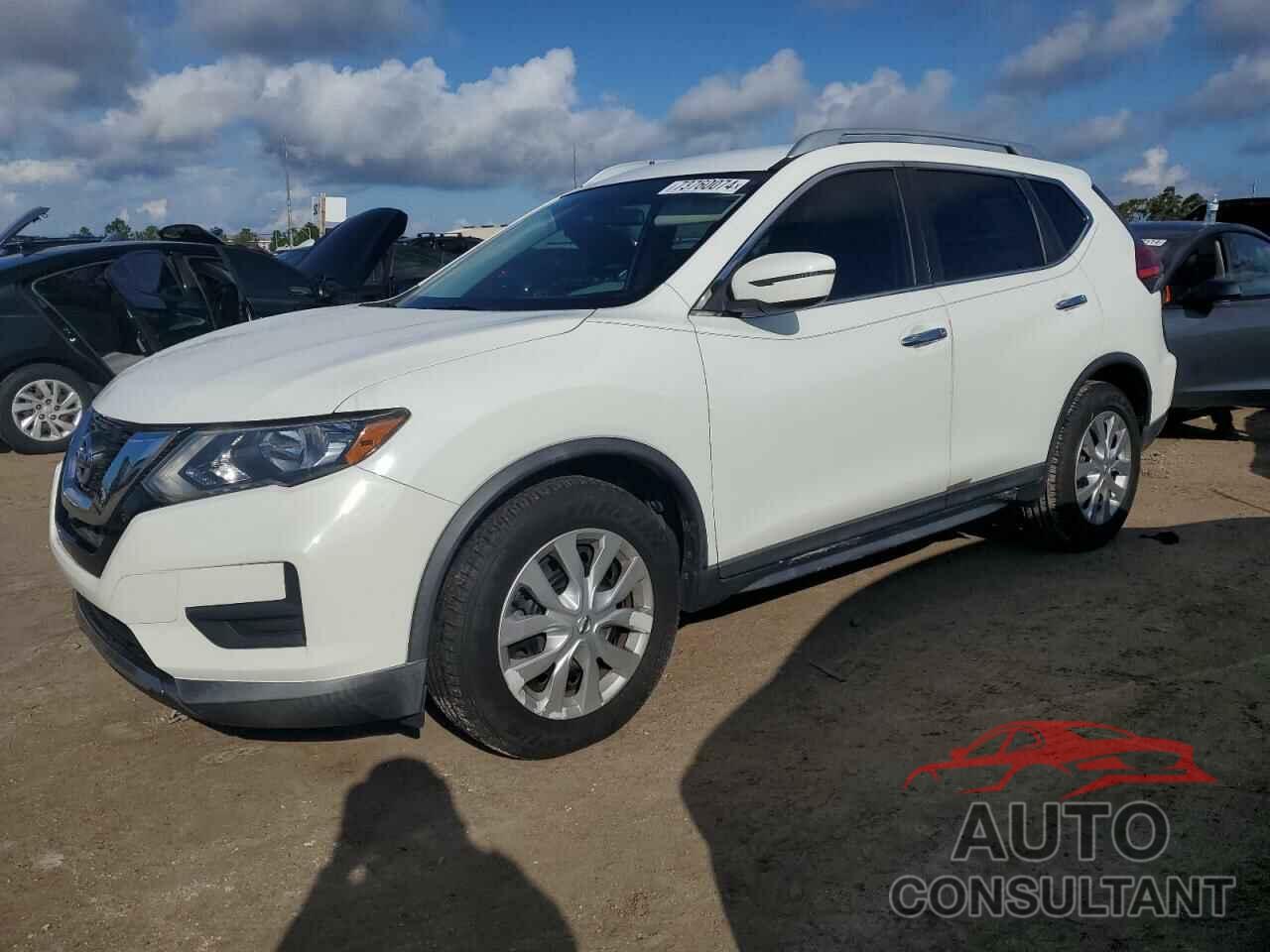 NISSAN ROGUE 2017 - KNMAT2MT0HP515448