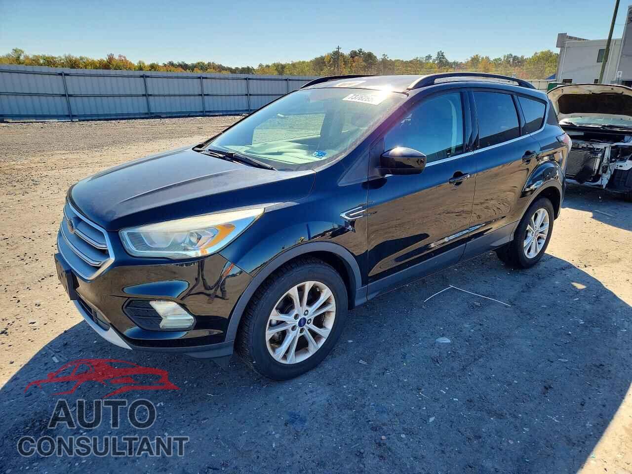 FORD ESCAPE 2017 - 1FMCU0GD5HUA59622