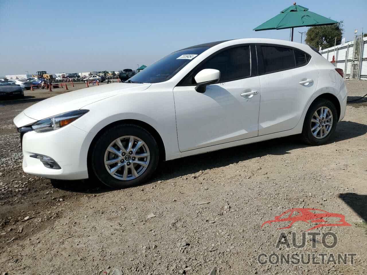 MAZDA 3 2018 - 3MZBN1M33JM170269