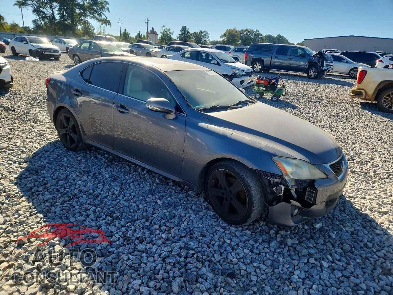 LEXUS IS 2012 - JTHBF5C28C5183896