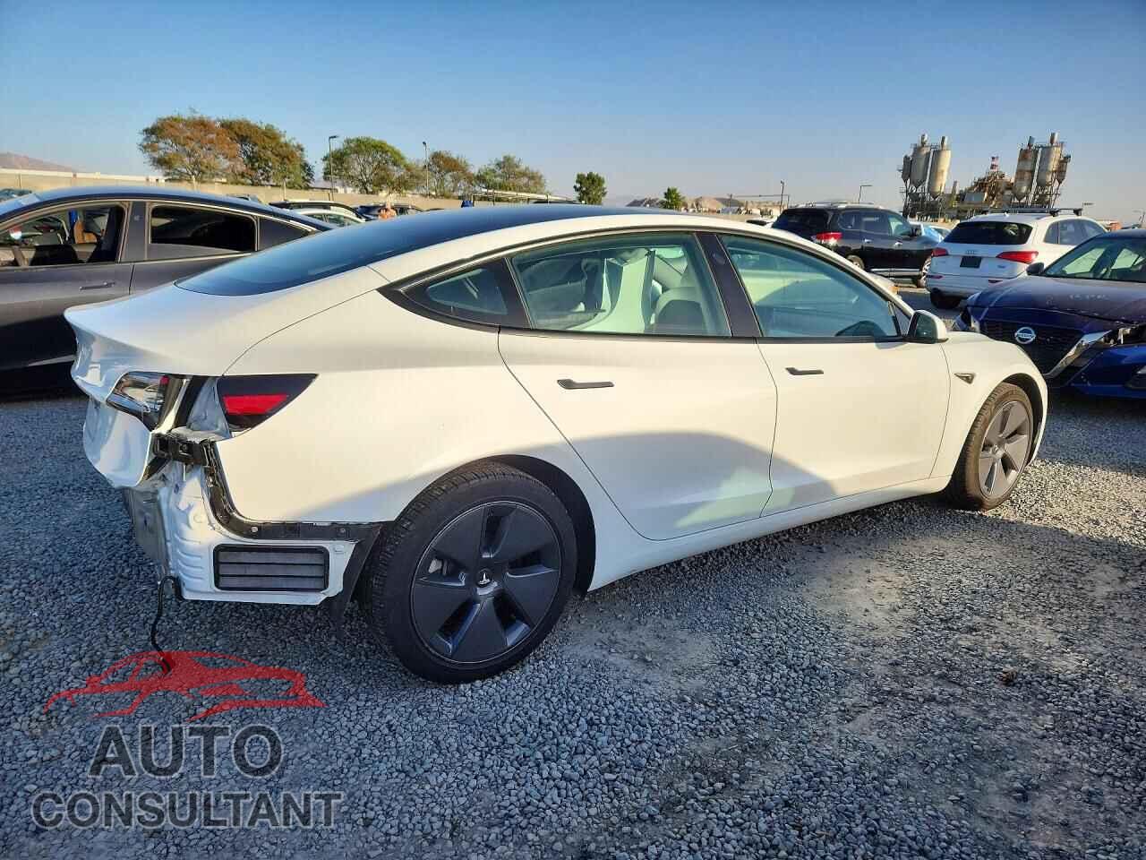 TESLA MODEL 3 2022 - 5YJ3E1EA7NF376502