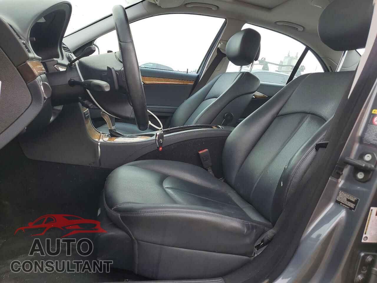 MERCEDES-BENZ E-CLASS 2009 - WDBUF56X69B361220