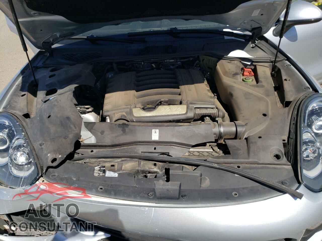 PORSCHE CAYENNE 2016 - WP1AA2A23GLA00787