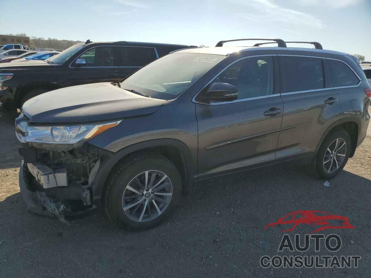 TOYOTA HIGHLANDER 2017 - 5TDKZRFH4HS201618