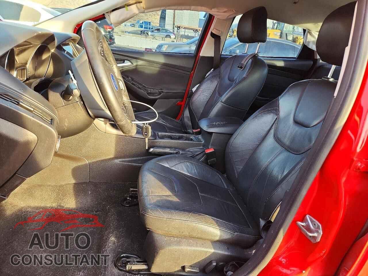 FORD FOCUS 2016 - 1FADP3F21GL361761