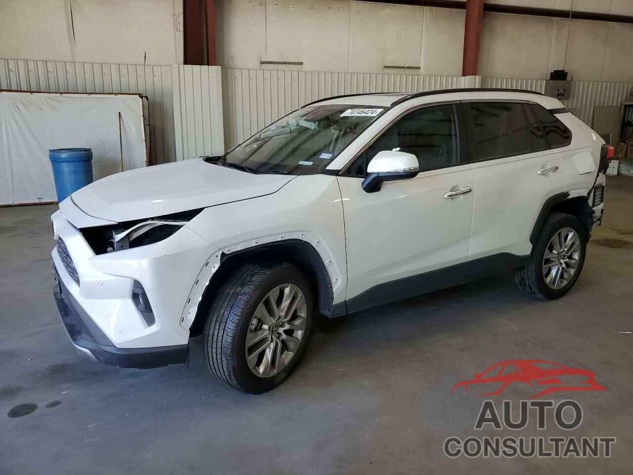 TOYOTA RAV4 2024 - 2T3Y1RFV5RW301363