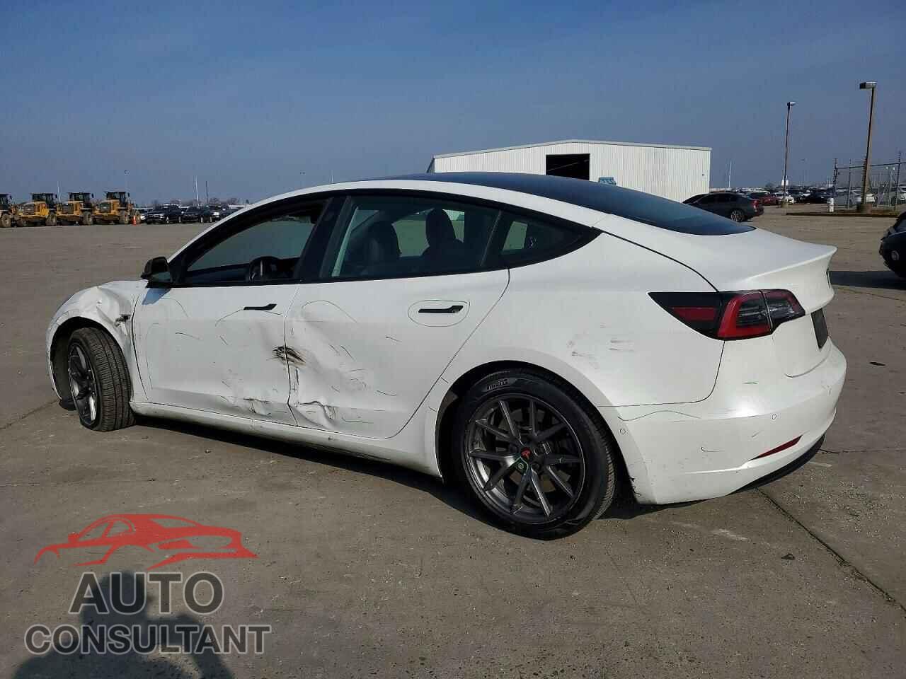 TESLA MODEL 3 2022 - 5YJ3E1EA2NF201543