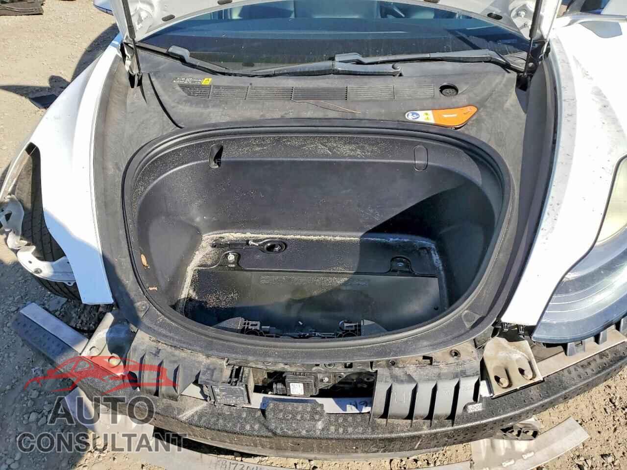 TESLA MODEL 3 2017 - 5YJ3E1EA4HF001087