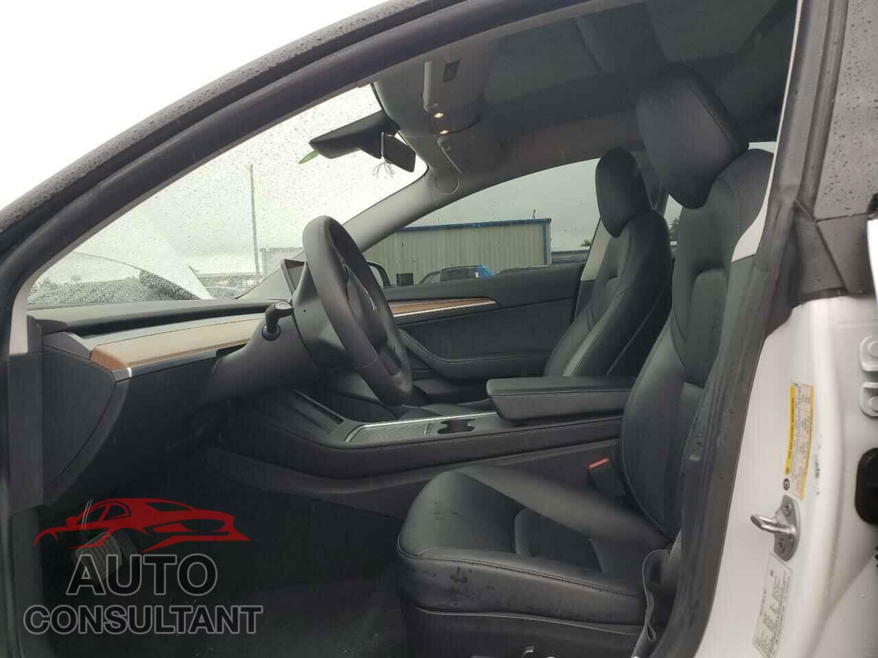 TESLA MODEL 3 2021 - 5YJ3E1EA7MF077400