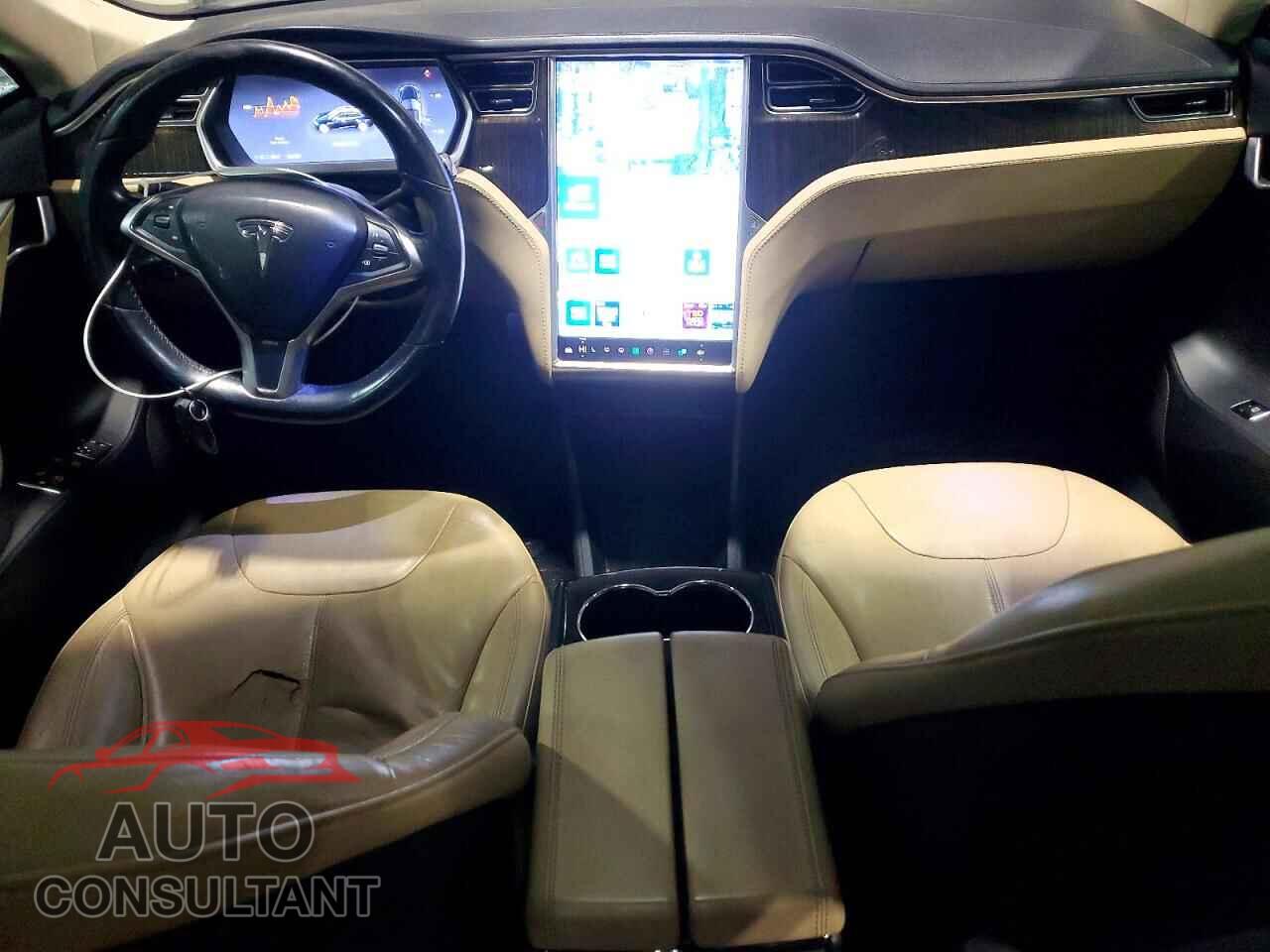 TESLA MODEL S 2013 - 5YJSA1DN0DFP14803