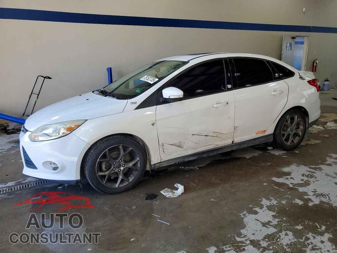 FORD FOCUS 2013 - 1FADP3F22DL354510