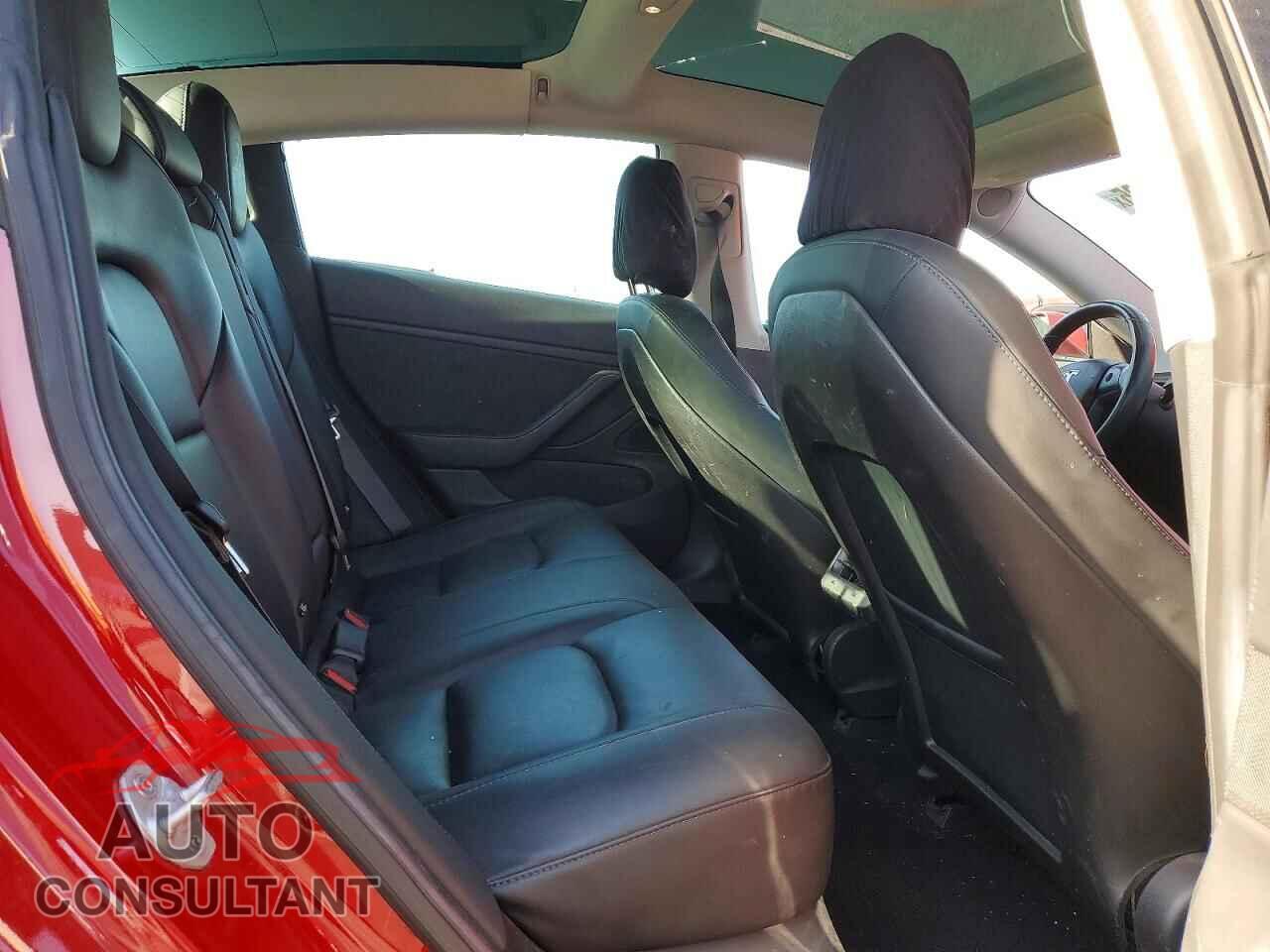 TESLA MODEL 3 2018 - 5YJ3E1EA7JF045753