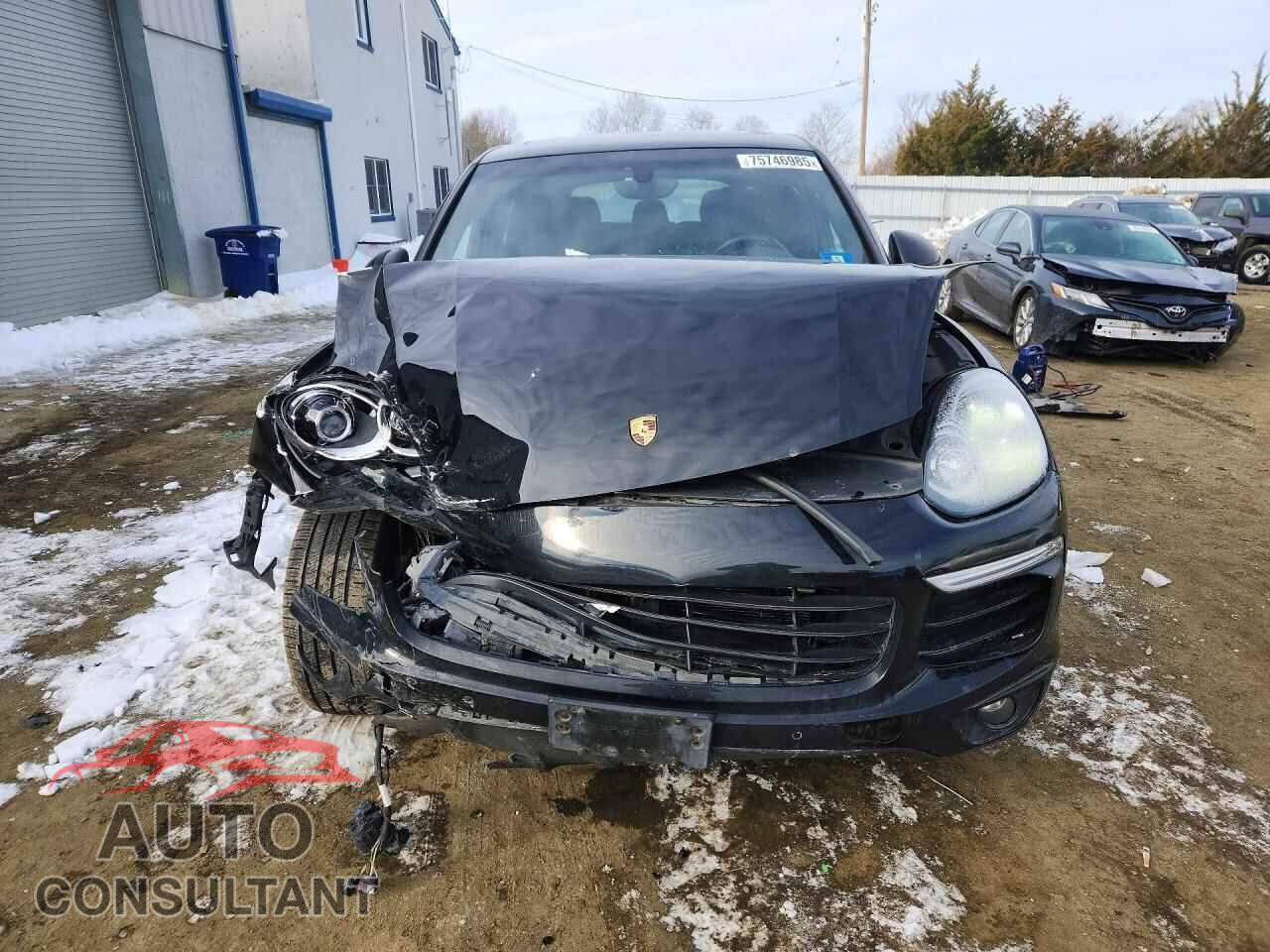 PORSCHE CAYENNE 2016 - WP1AA2A20GKA12689