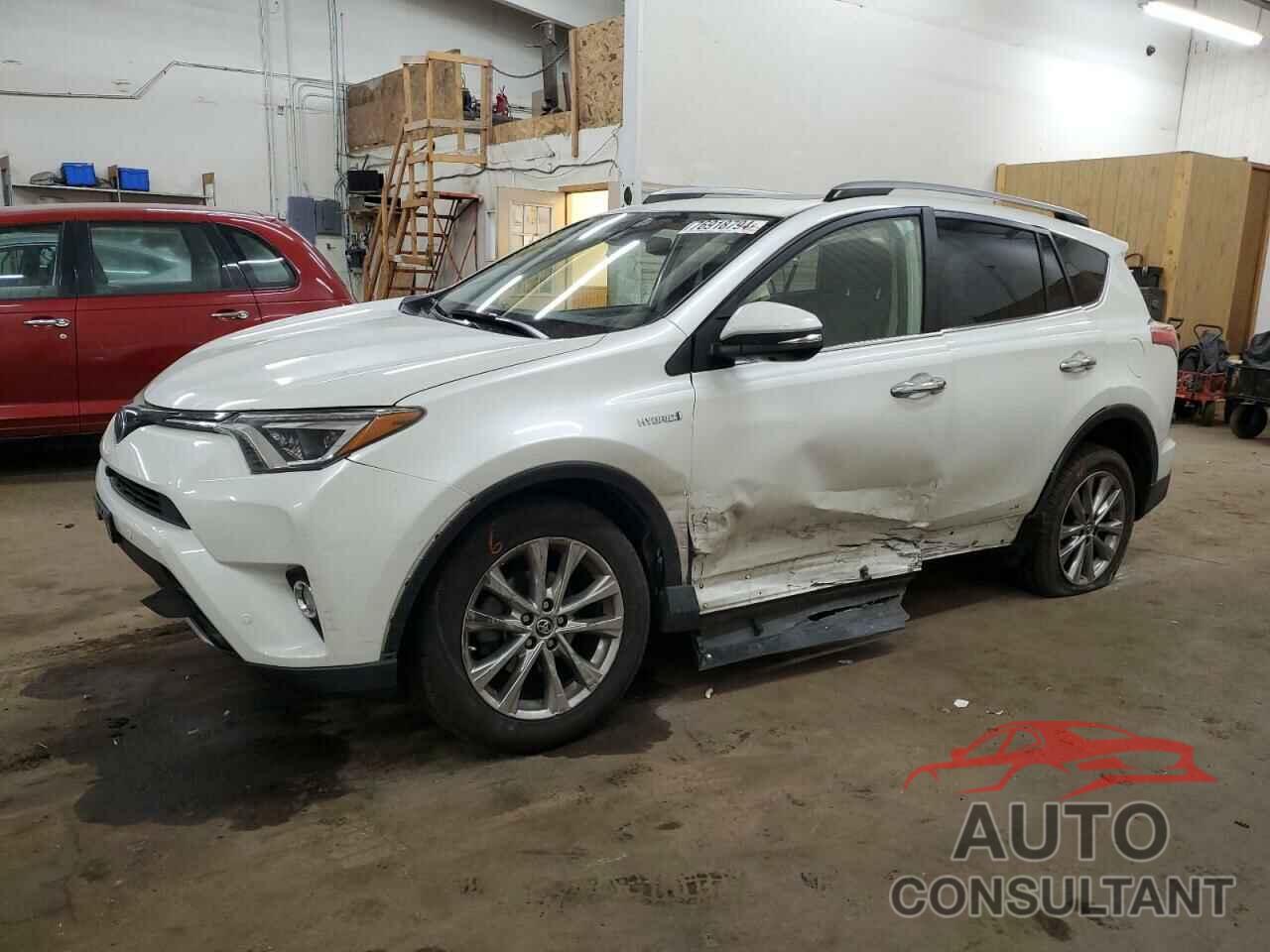 TOYOTA RAV4 2018 - JTMDJREV1JD167226