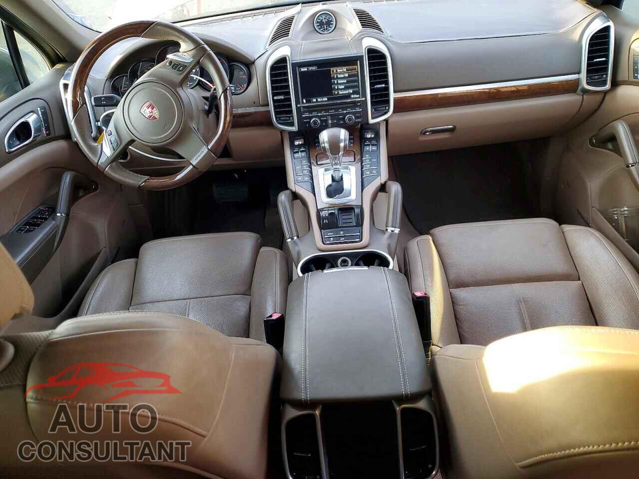 PORSCHE CAYENNE 2012 - WP1AA2A21CLA07876
