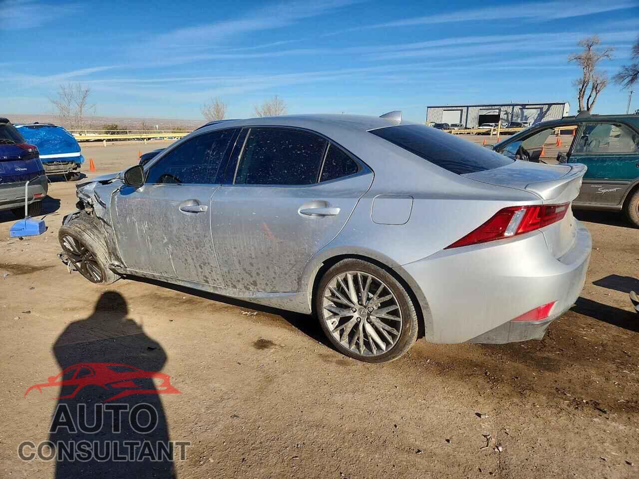 LEXUS IS 2015 - JTHCF1D25F5021904