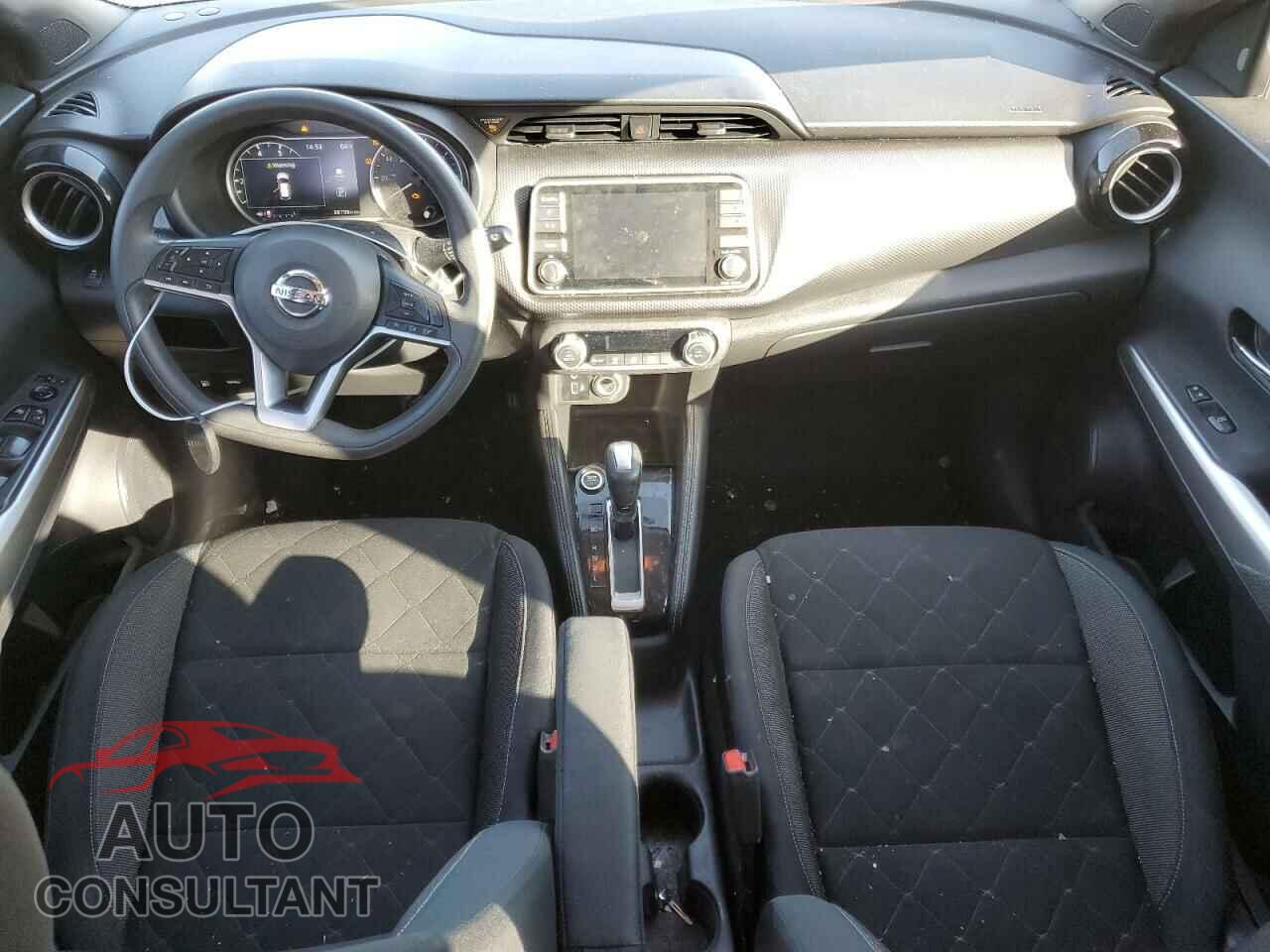NISSAN KICKS 2019 - 3N1CP5CU3KL551195