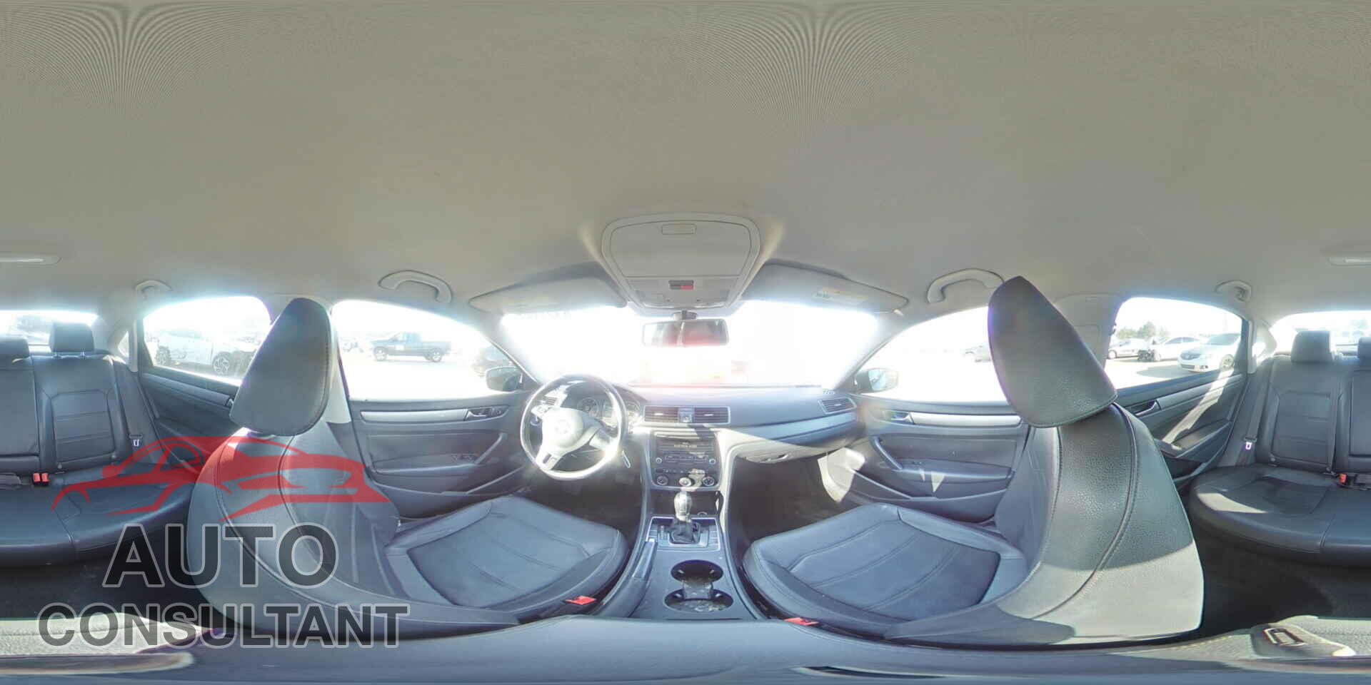 VOLKSWAGEN PASSAT 2015 - 1VWAT7A35FC063810
