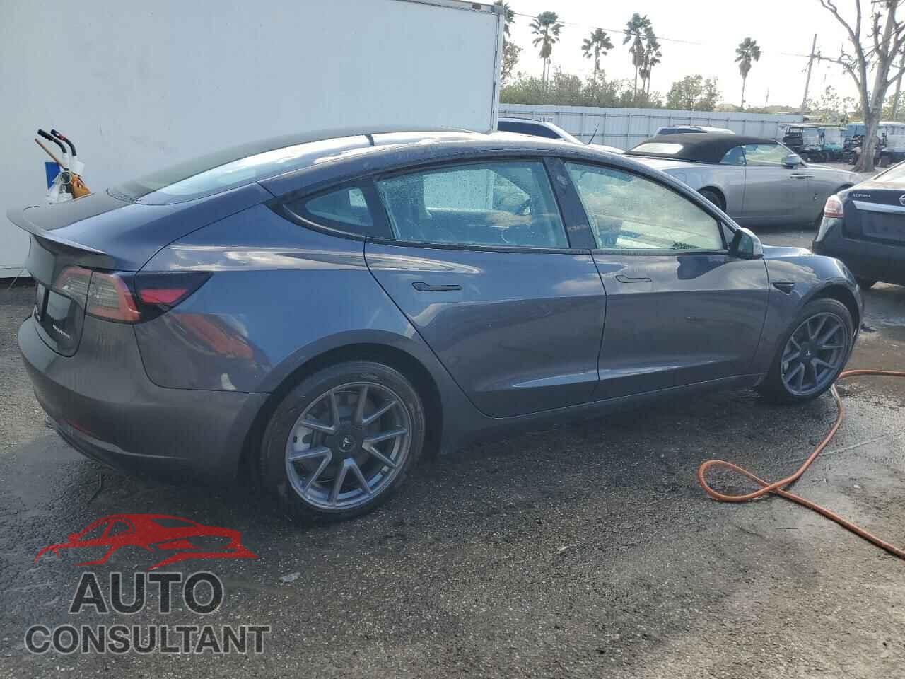 TESLA MODEL 3 2023 - 5YJ3E1EB1PF664821