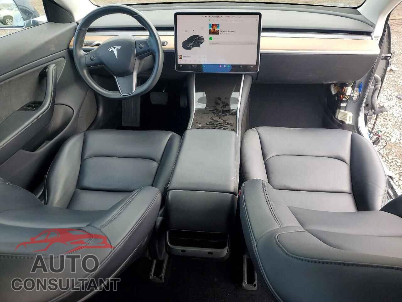TESLA MODEL 3 2018 - 5YJ3E1EA9JF024127