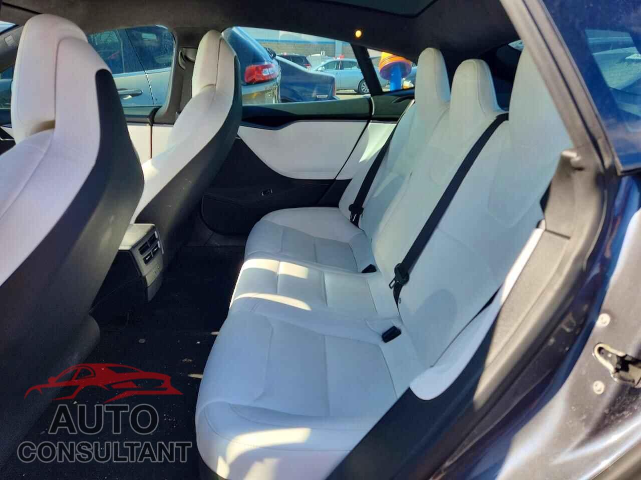 TESLA MODEL S 2019 - 5YJSA1E43KF336835