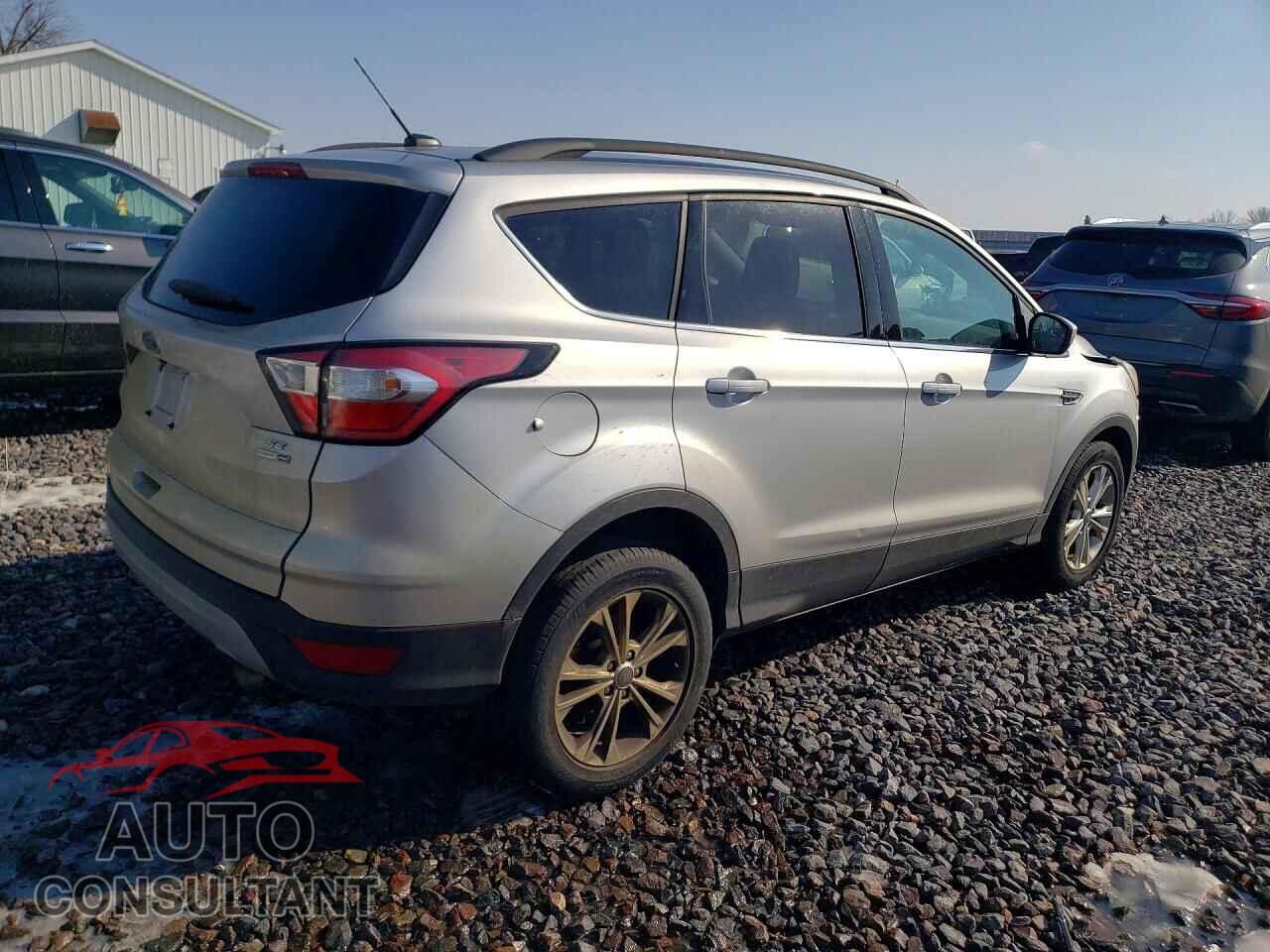 FORD ESCAPE 2018 - 1FMCU9G97JUB48579