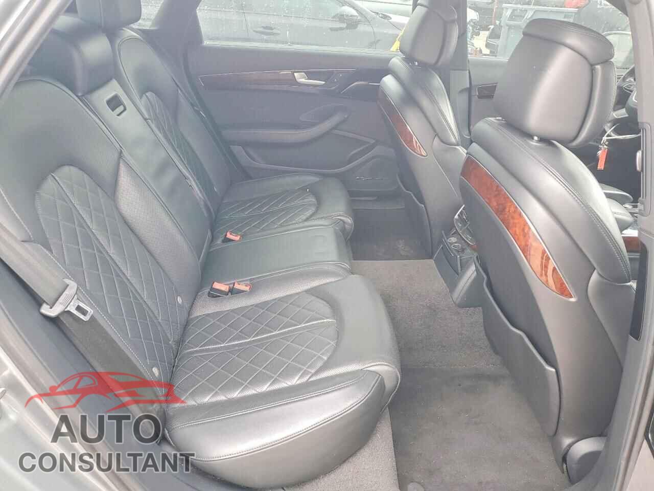 AUDI A8 2013 - WAUR2AFDXDN008548