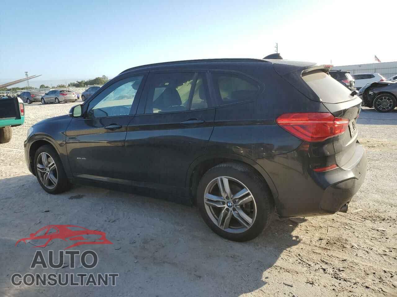 BMW X1 2017 - WBXHT3C32H5F68112