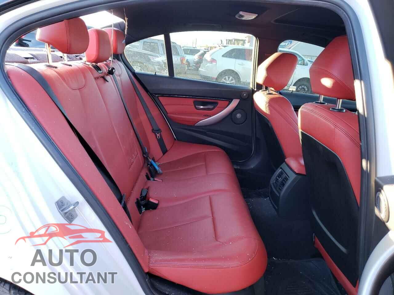 BMW 3 SERIES 2016 - WBA8E3G53GNU04511