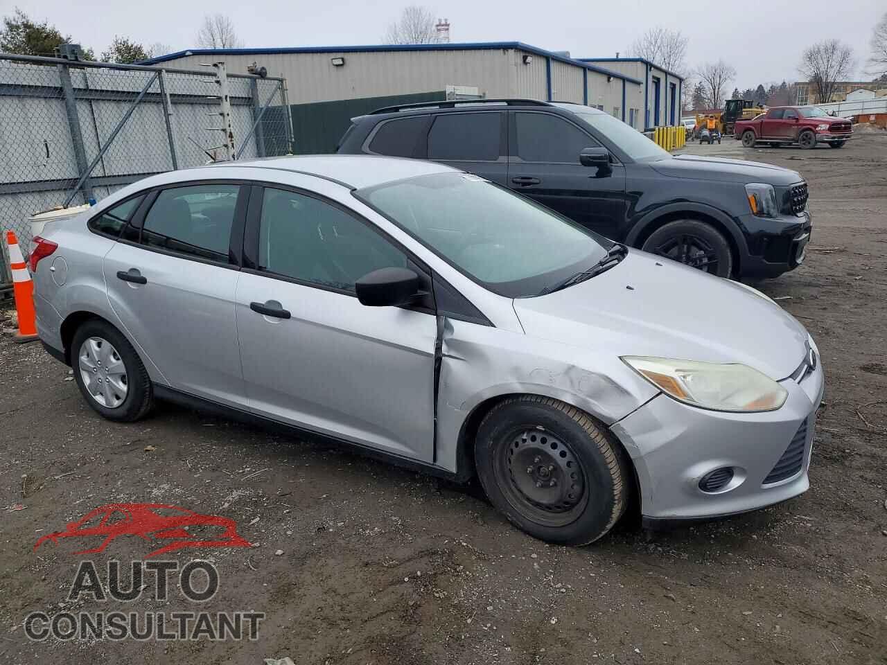 FORD FOCUS 2012 - 1FAHP3E24CL241692