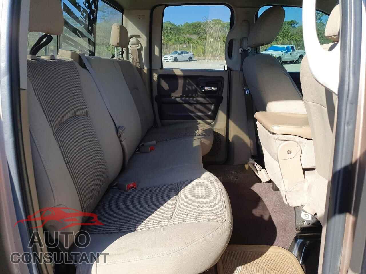 DODGE RAM 1500 2010 - 1D7RB1GP4AS104903