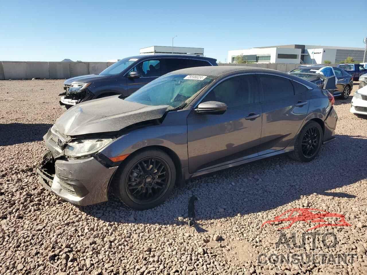 HONDA CIVIC 2018 - 2HGFC2F52JH601182