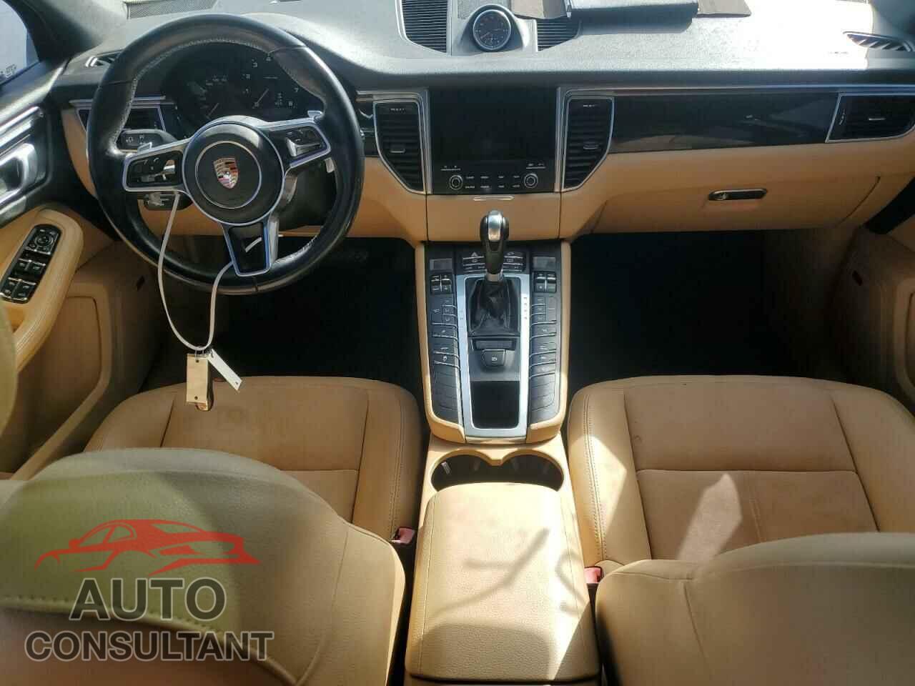 PORSCHE MACAN 2018 - WP1AA2A52JLB00378