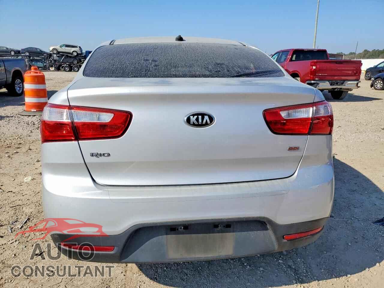 KIA RIO 2014 - KNADM4A37E6324683