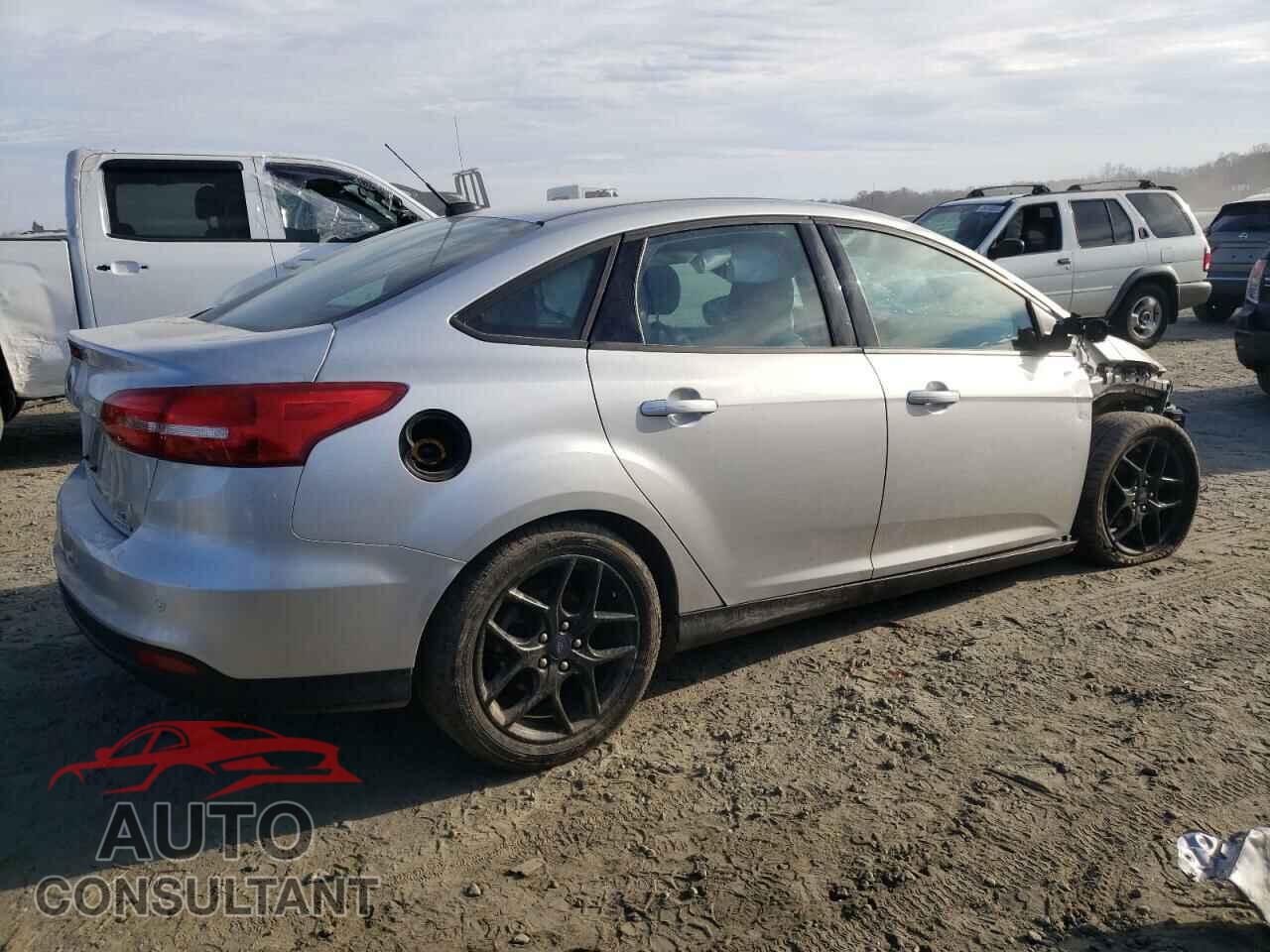 FORD FOCUS 2016 - 1FADP3F2XGL295257