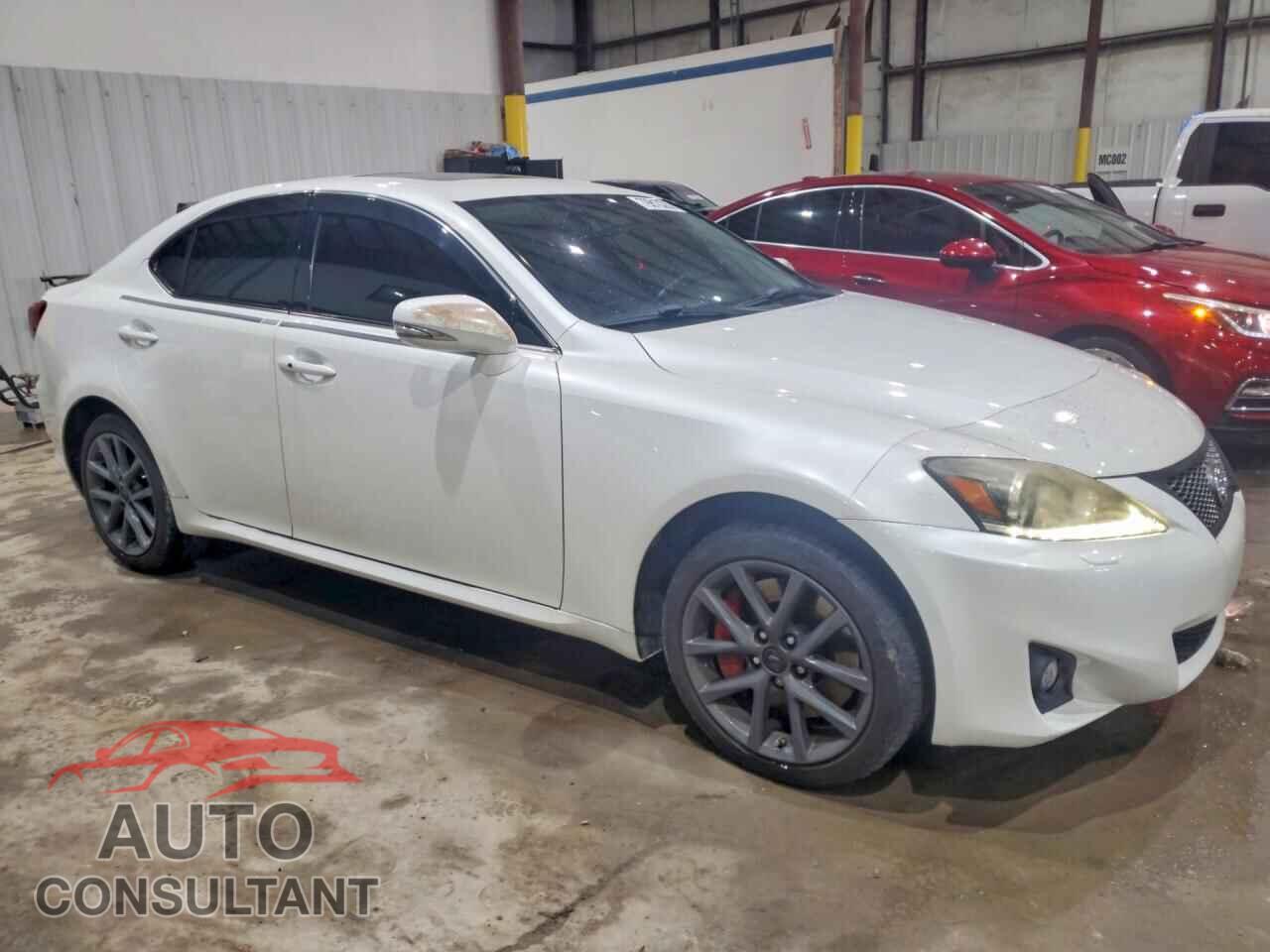 LEXUS IS 2011 - JTHCE5C26B5000906