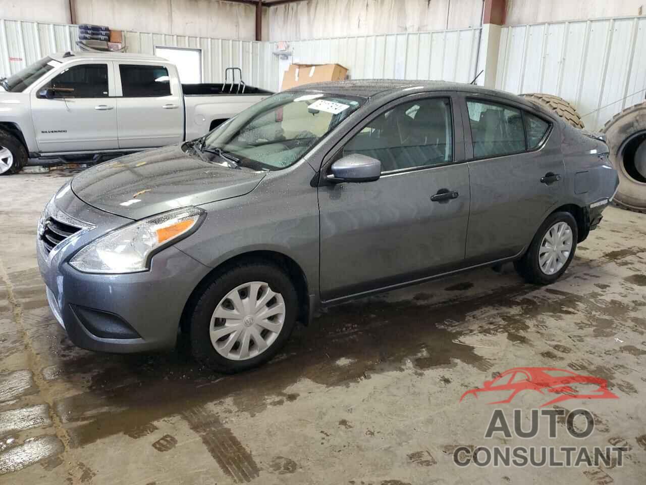 NISSAN VERSA 2018 - 3N1CN7AP0JL808892