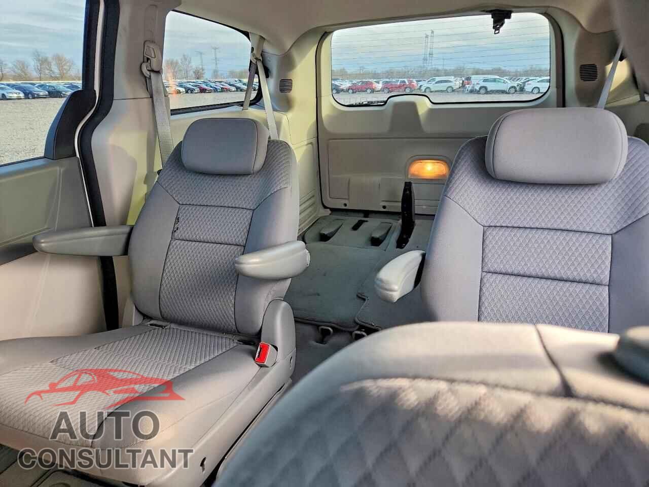 DODGE CARAVAN 2010 - 2D4RN4DE4AR389645