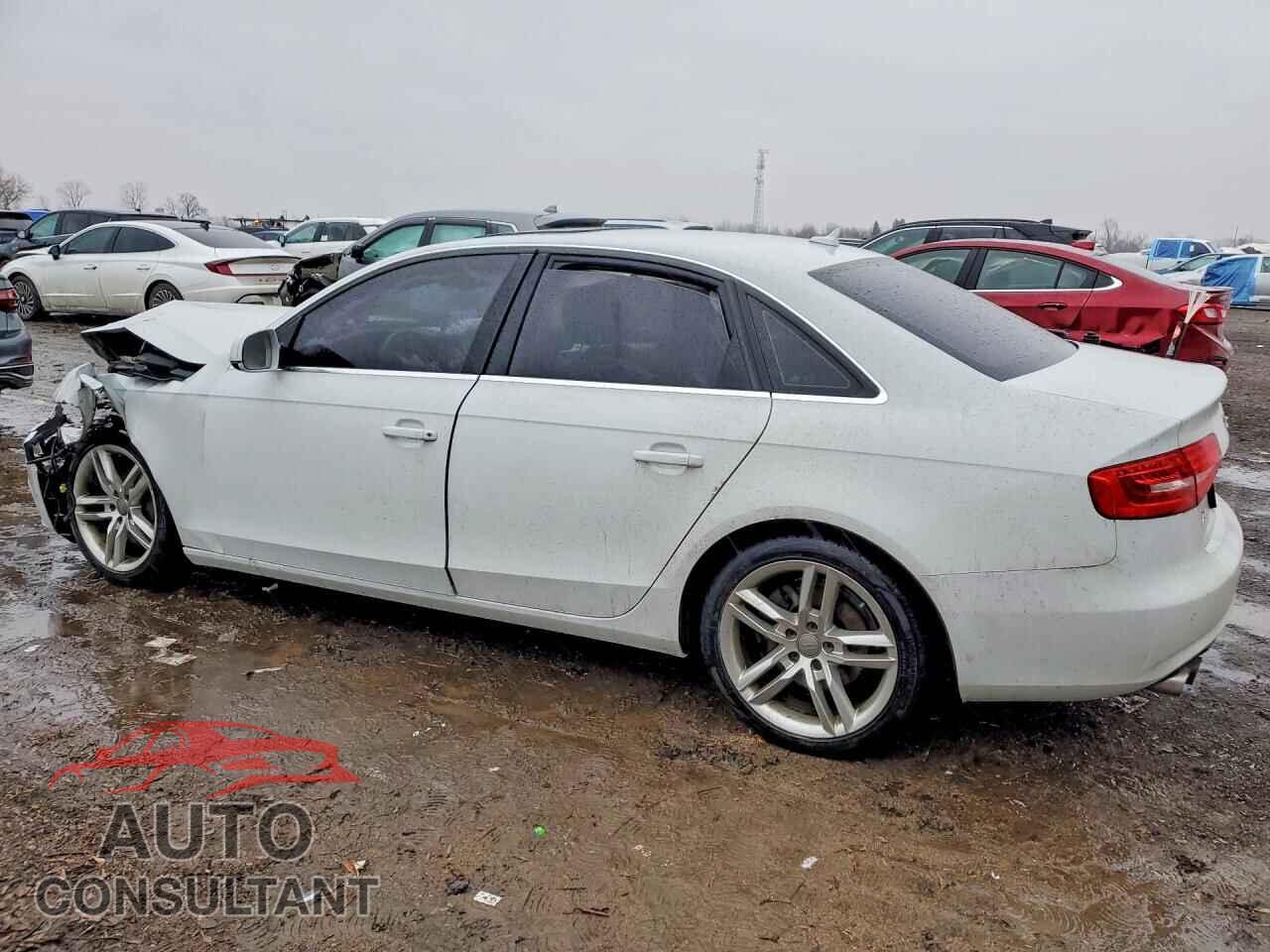 AUDI A4 2013 - WAUFFCFL7DN040464