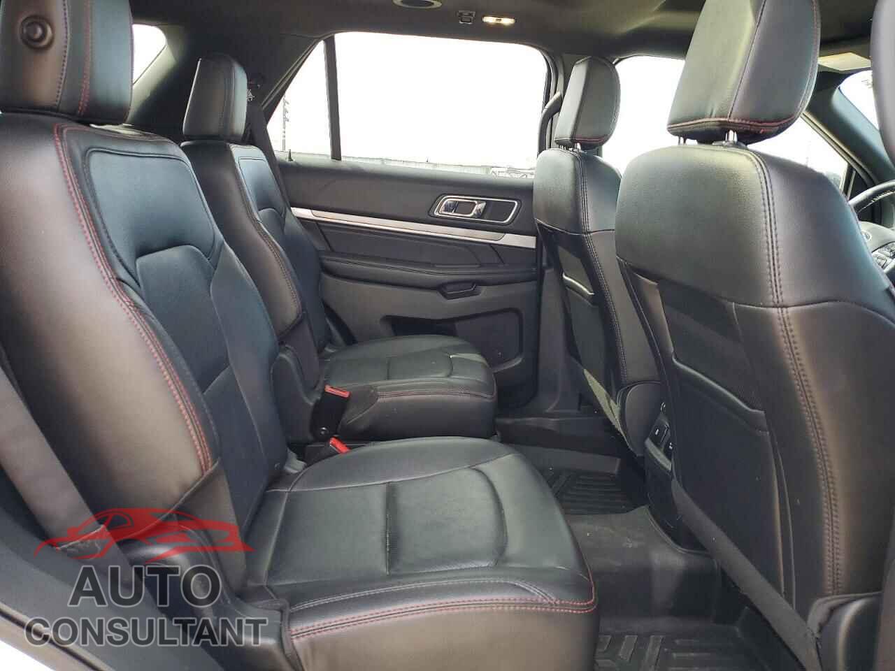 FORD EXPLORER 2018 - 1FM5K8GT3JGB09295