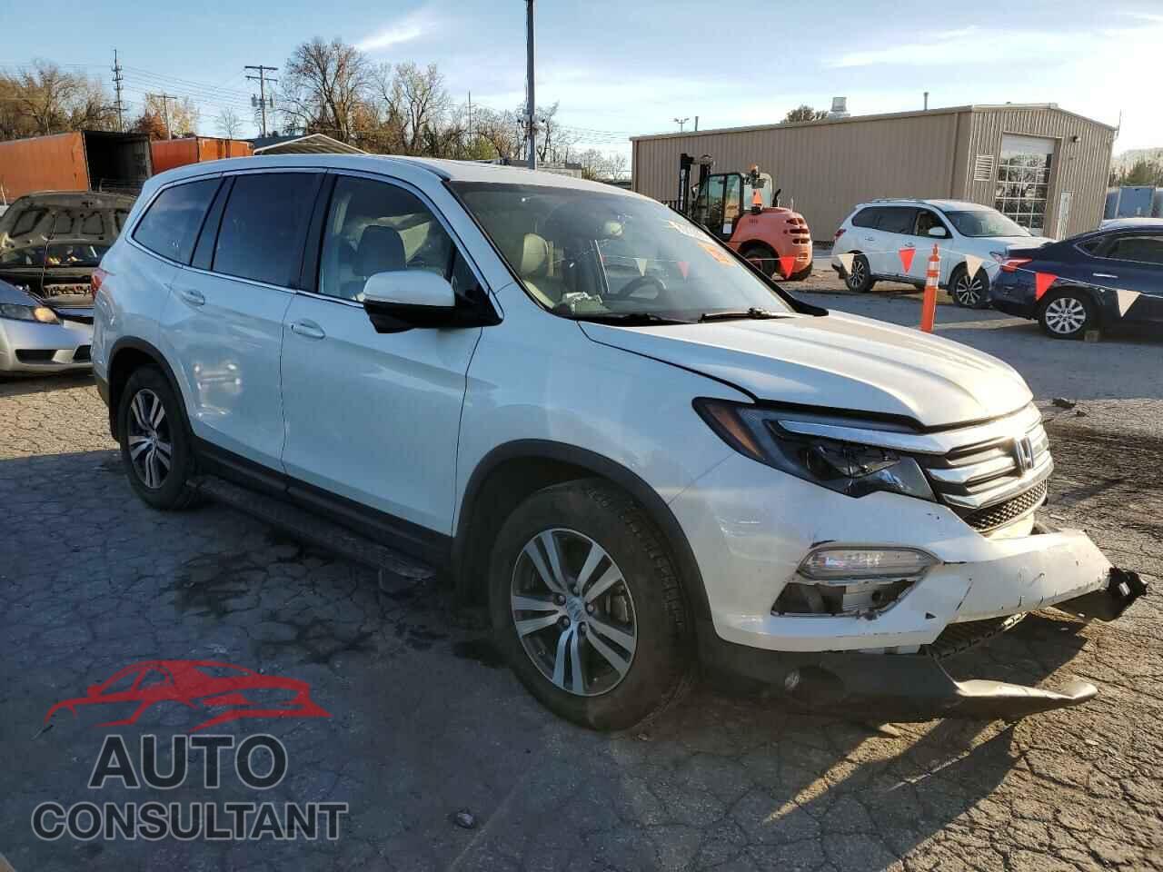 HONDA PILOT 2017 - 5FNYF6H59HB005019