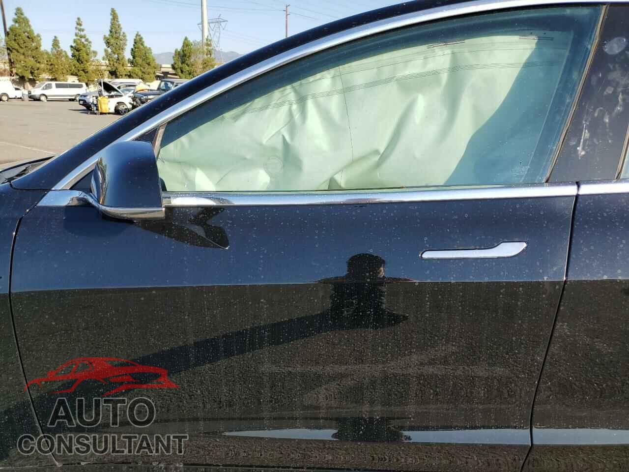 TESLA MODEL 3 2018 - 5YJ3E1EA8JF043218