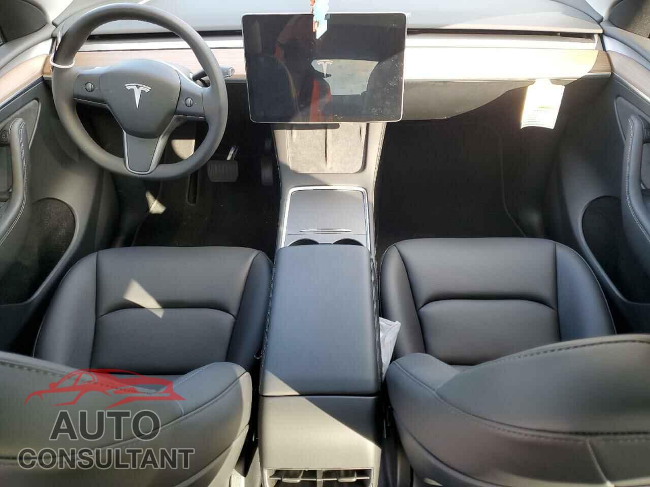 TESLA MODEL Y 2023 - 7SAYGDEE8PF768236
