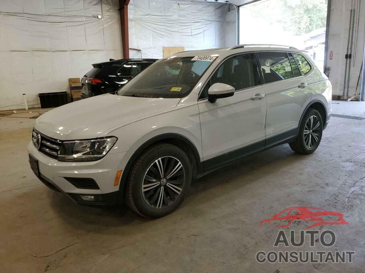 VOLKSWAGEN TIGUAN 2018 - 3VV2B7AX1JM027196