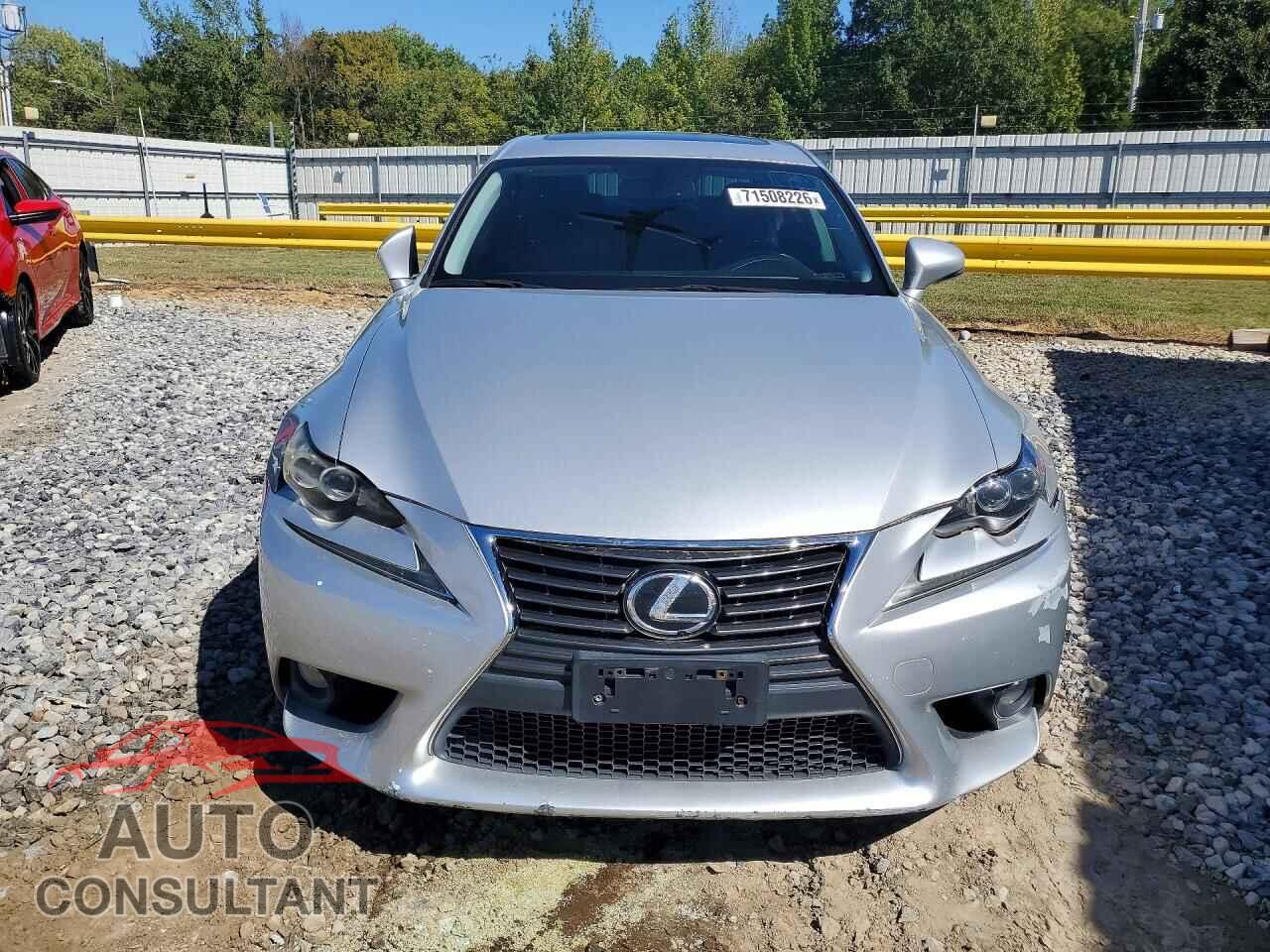 LEXUS IS 2014 - JTHCF1D23E5002024