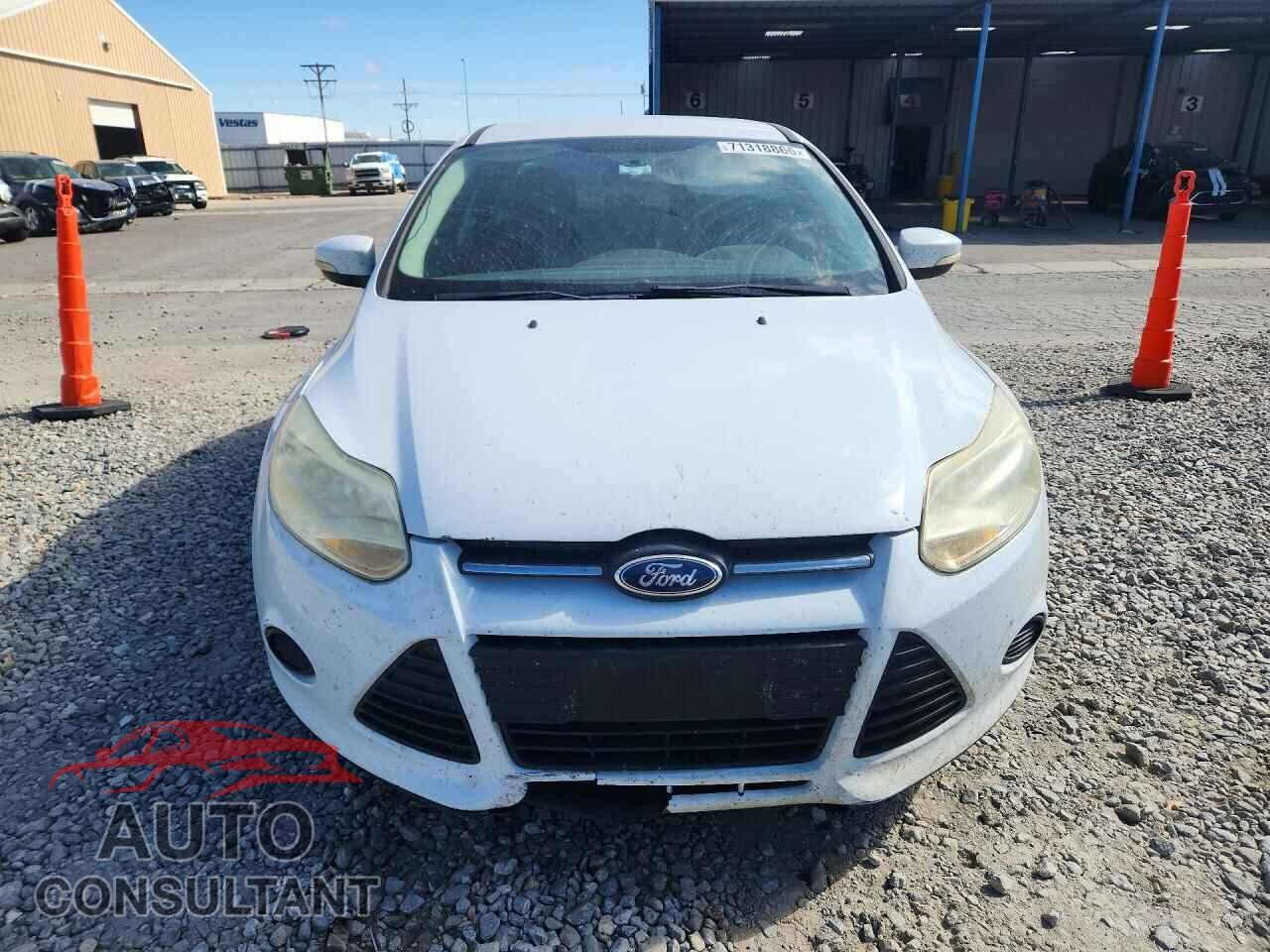 FORD FOCUS 2013 - 1FADP3F2XDL341875