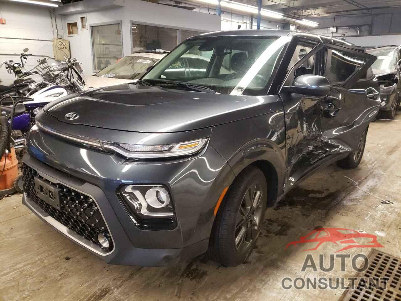KIA SOUL 2020 - KNDJ33AU3L7721889