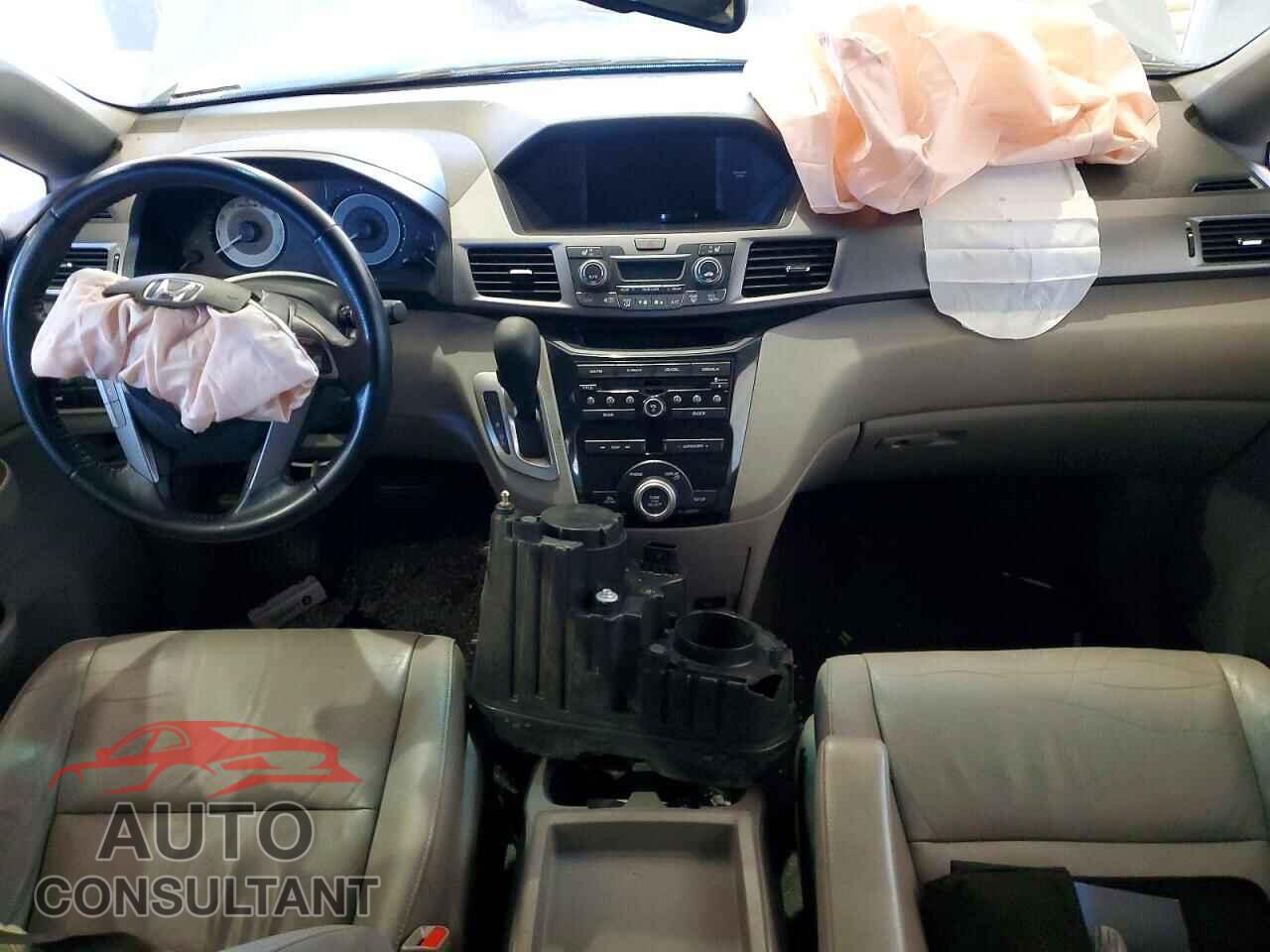 HONDA ODYSSEY 2011 - 5FNRL5H68BB080558