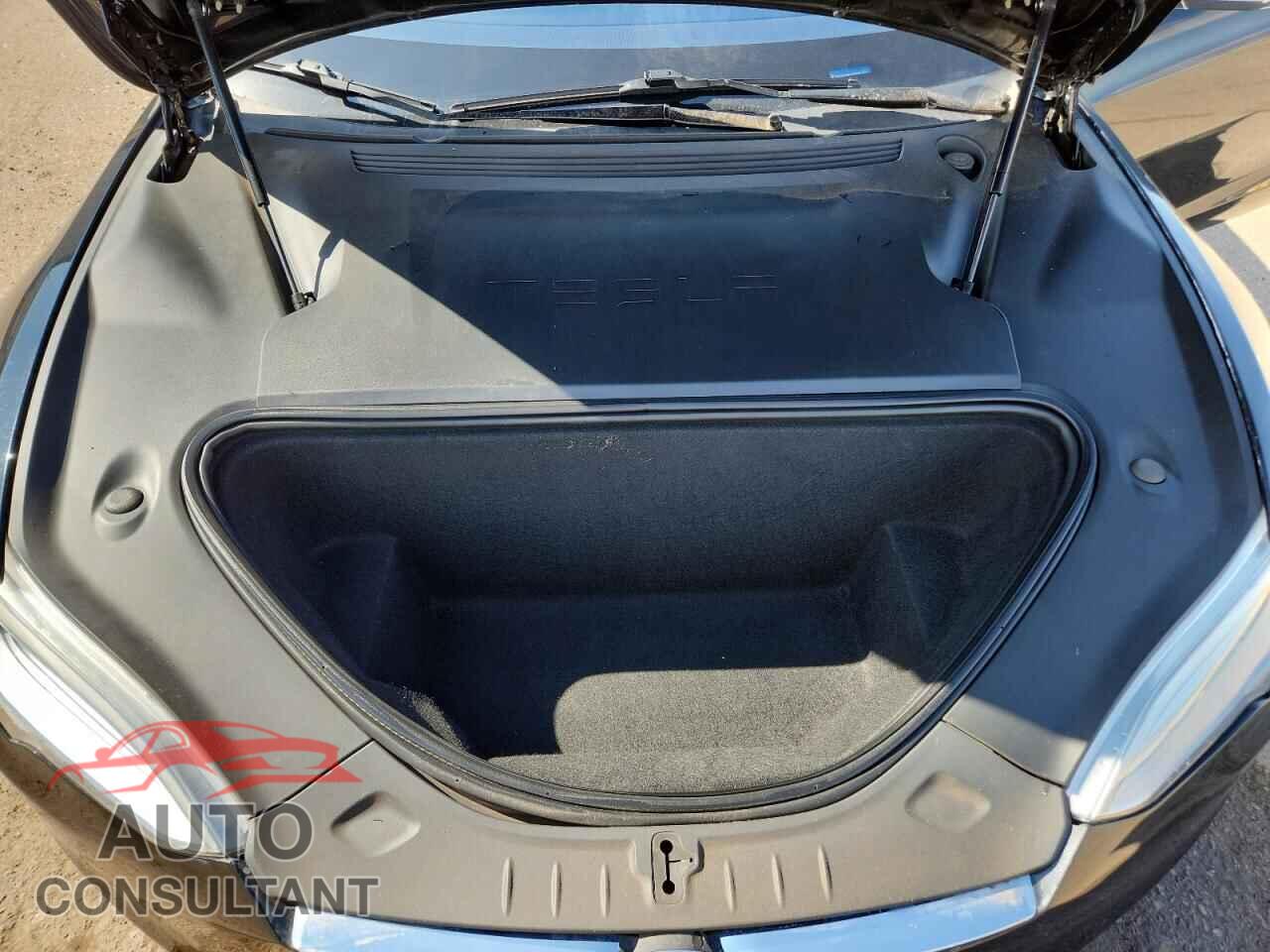 TESLA MODEL S 2020 - 5YJSA1E29LF379270